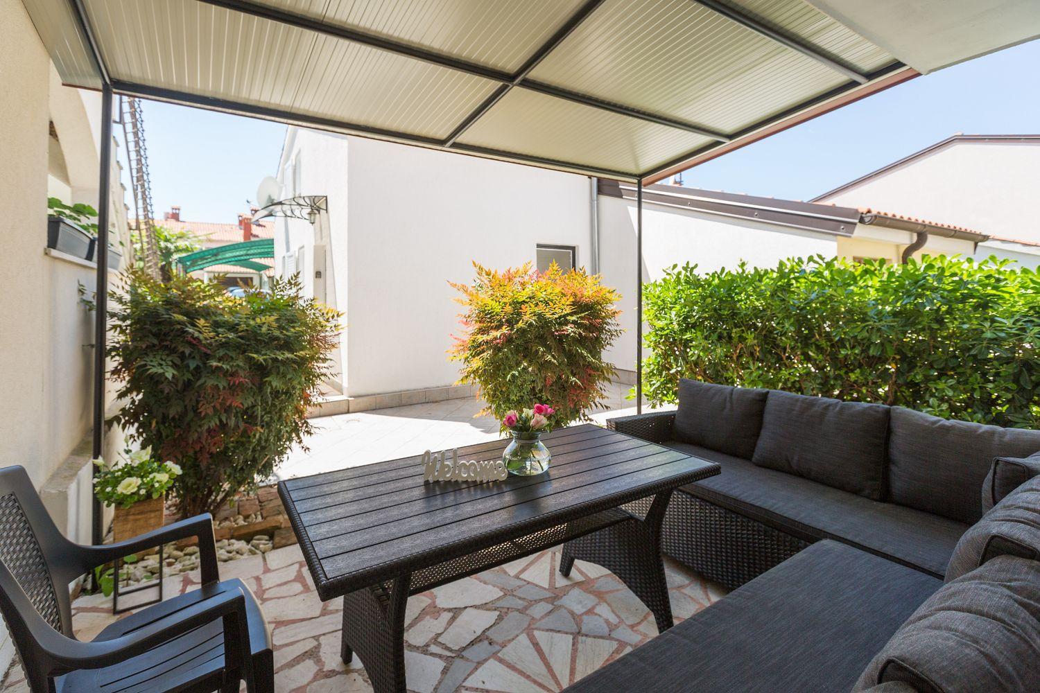 Malerisches, hundefreundliches Ferienhaus nur 400 Meter zum Strand mit BBQ, Babybett, Foto 6