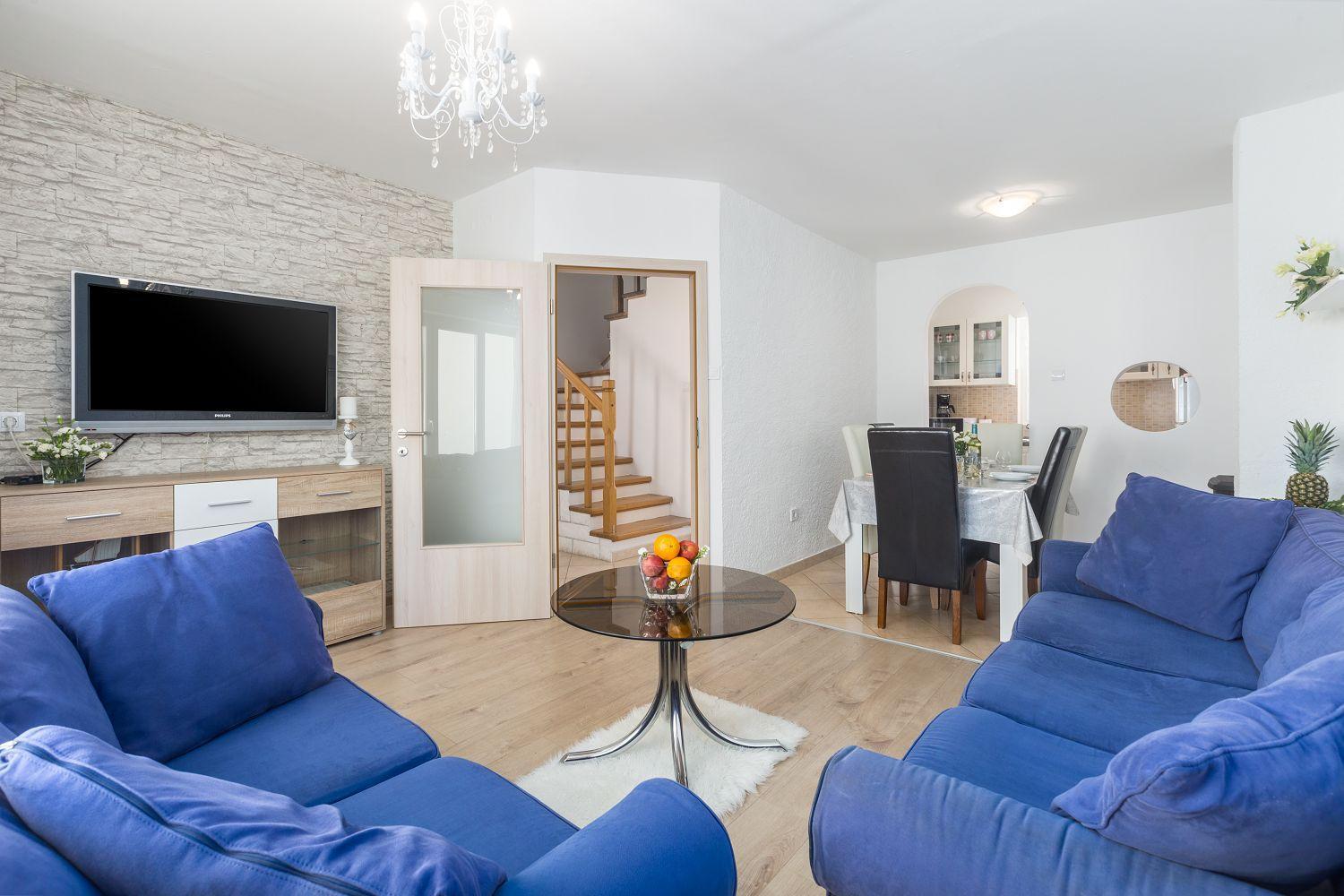 Malerisches, hundefreundliches Ferienhaus nur 400 Meter zum Strand mit BBQ, Babybett, Foto 13